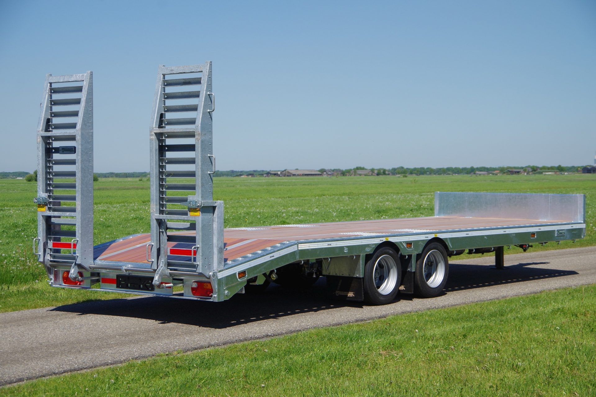 17T Tandemd 7,6m ra donker