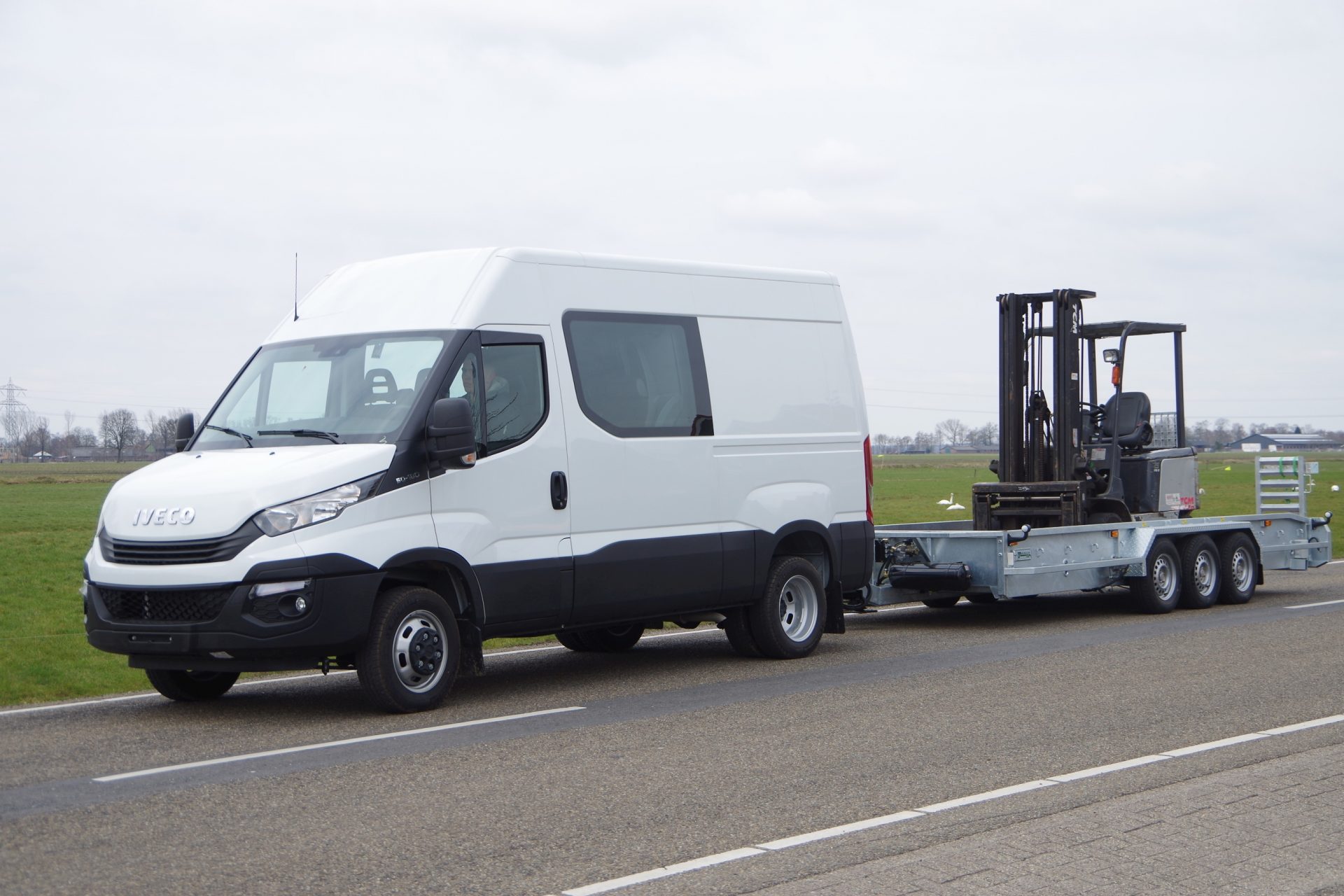 50 C18 met Tridem en 4,5T heftruck lv 1