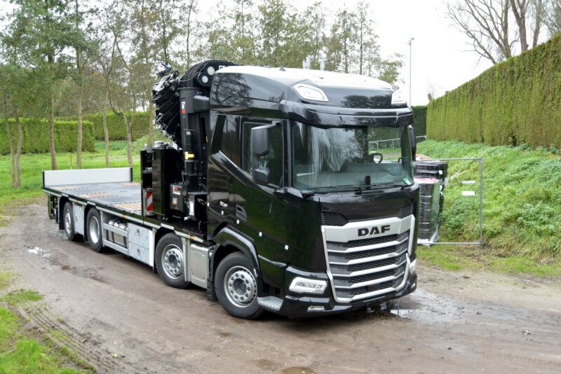 .DAF_8x2-Wide-Spread_HIPRO-858_Liftcae rv hoog