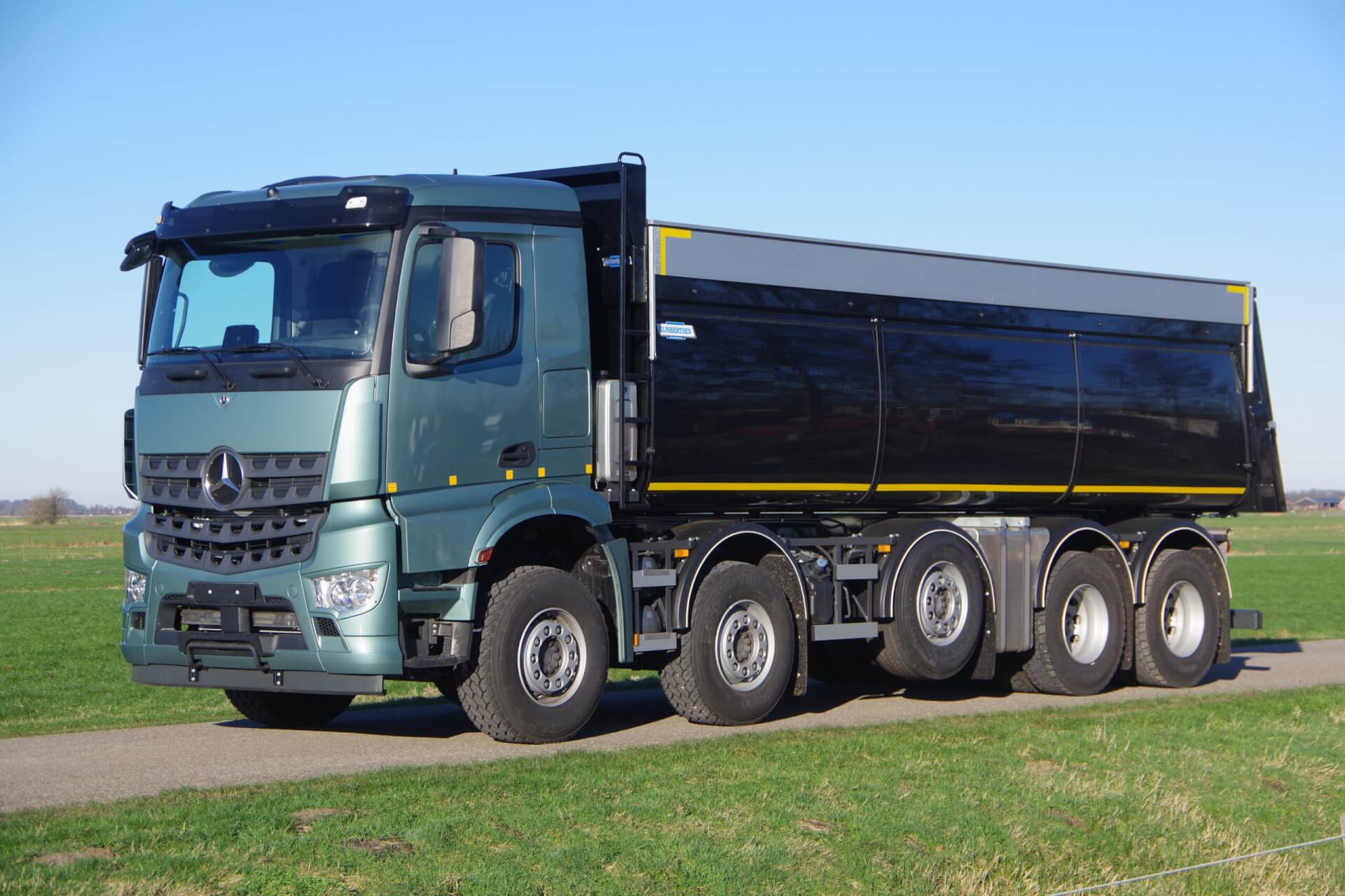 Mercedes_AROCS_10x4 Gijsbertsen_kipper lv