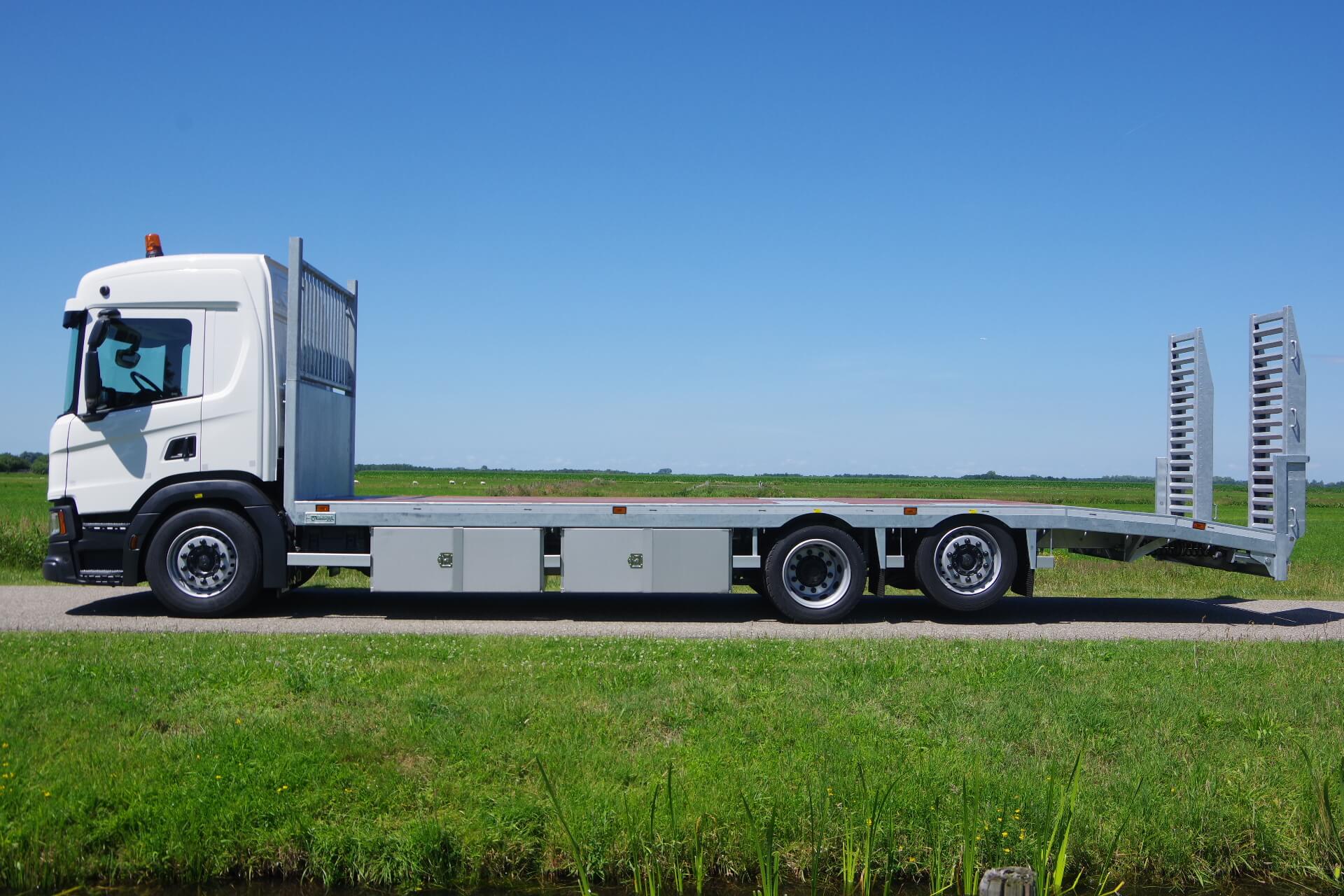 Oprij Scania 29-85 hoog dak lz