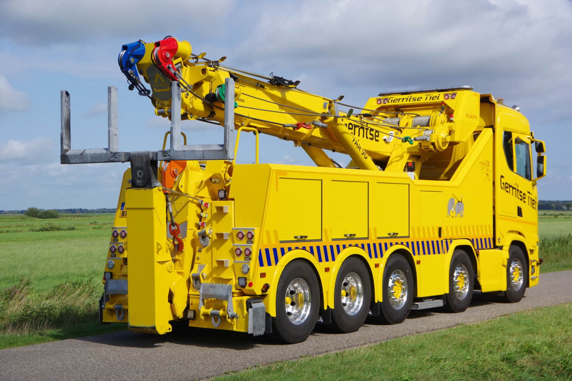 SCANIA S770 10x4 Gerritsen Tiel ra