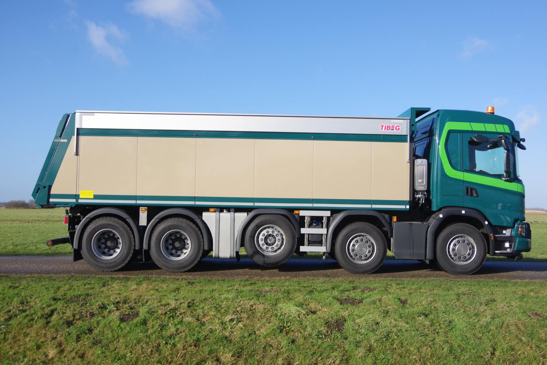 VELDHUIZEN_SCANIA_10x4_Kipper_v. VLIET rz