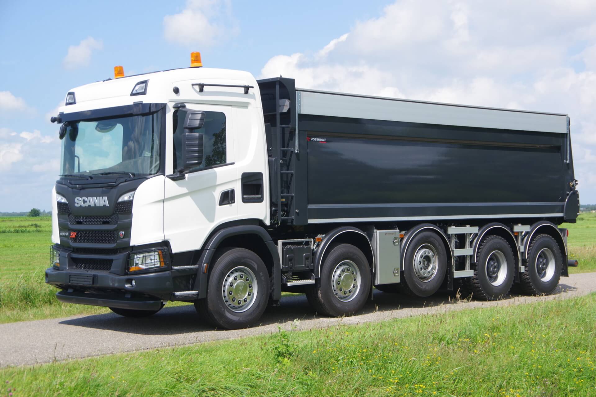 VELDHUIZEN_SCANIA_10x4_voorraad Naafreductie '24 lv 1