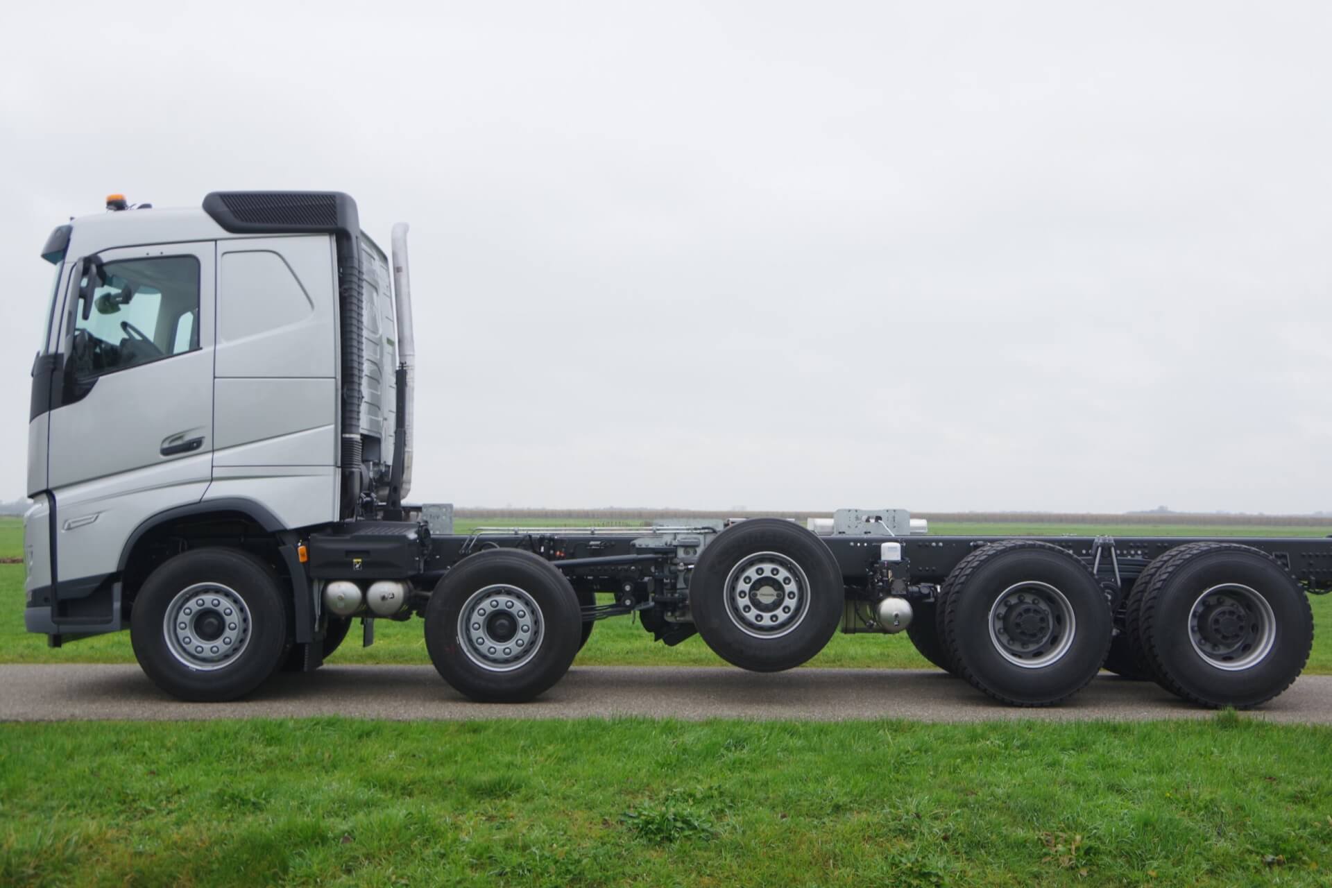 VOLVO FH 10x4 10x4 midlift lz