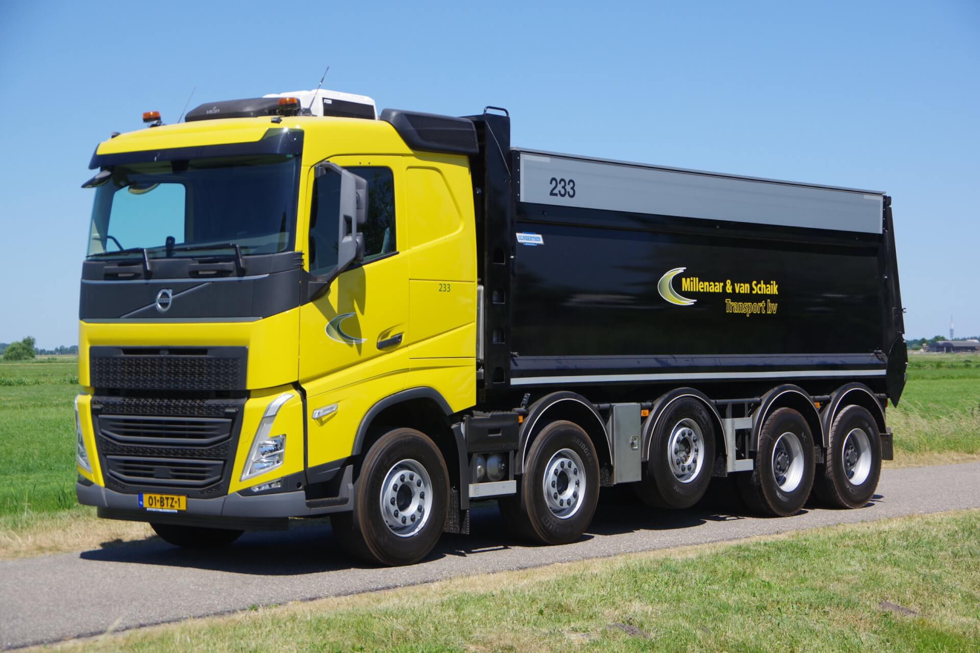 VOLVO_FH_10x4_Millenaar & Van Schaik lv 2