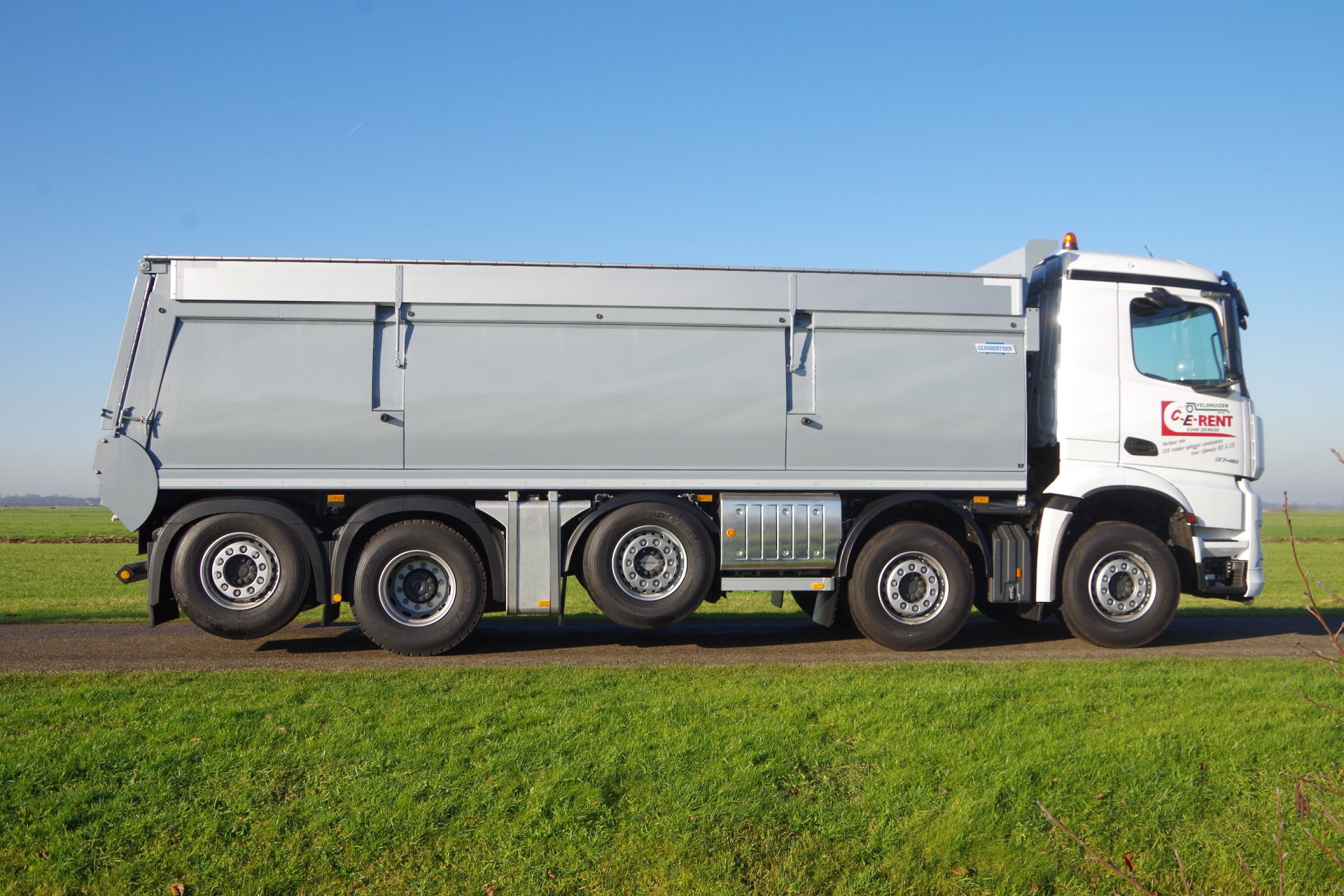 Arocs 4946 met 7,3m Gijsbertsen rz