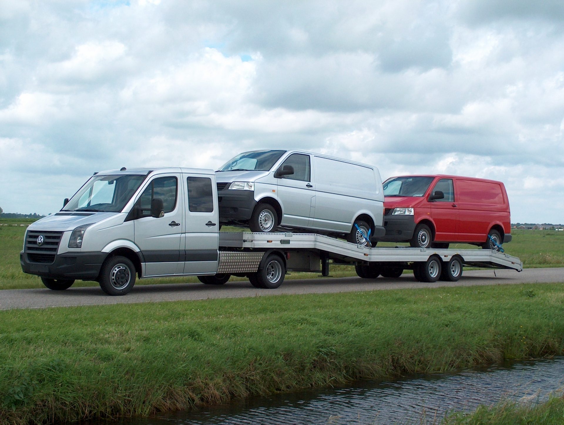 Volkwagen Crafter auto transport oplegger