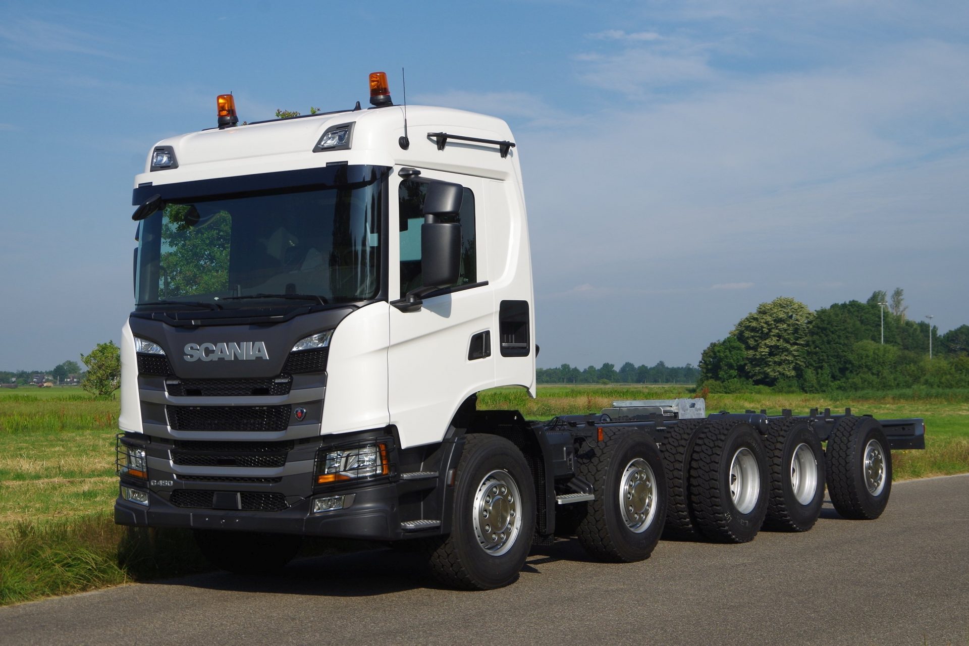 G 450 5-asser 49 ton chassis lv 2