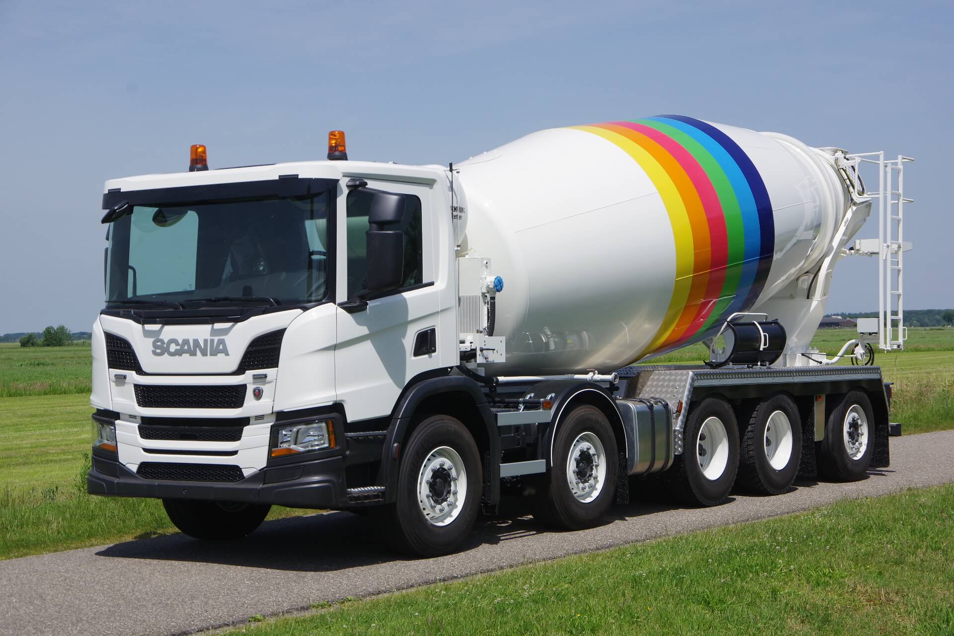 P 450_10x4_Wide_Spread_Stetter_Mixer 49 Ton lv 1