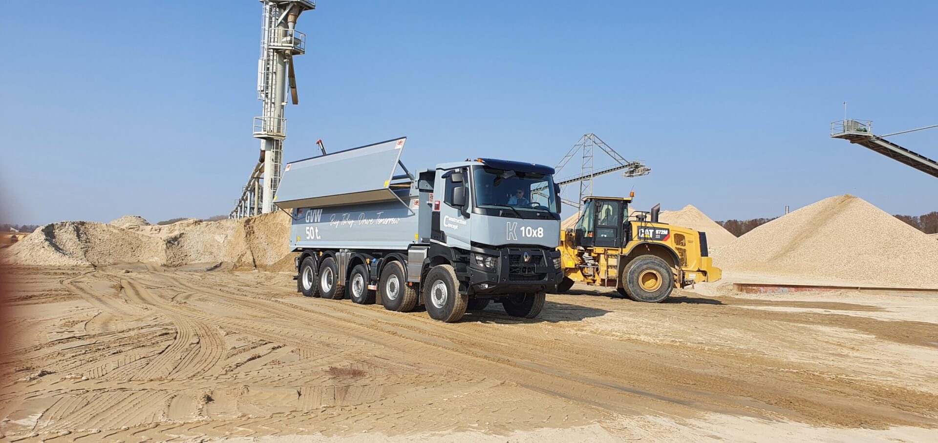 RENAULT 10x8_AJK Kleppen dicht