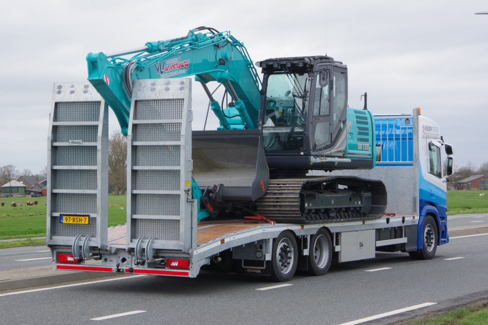 SCANIA_KEMP_VELDHUIZEN_ KOBELCO SC130LC ra 1