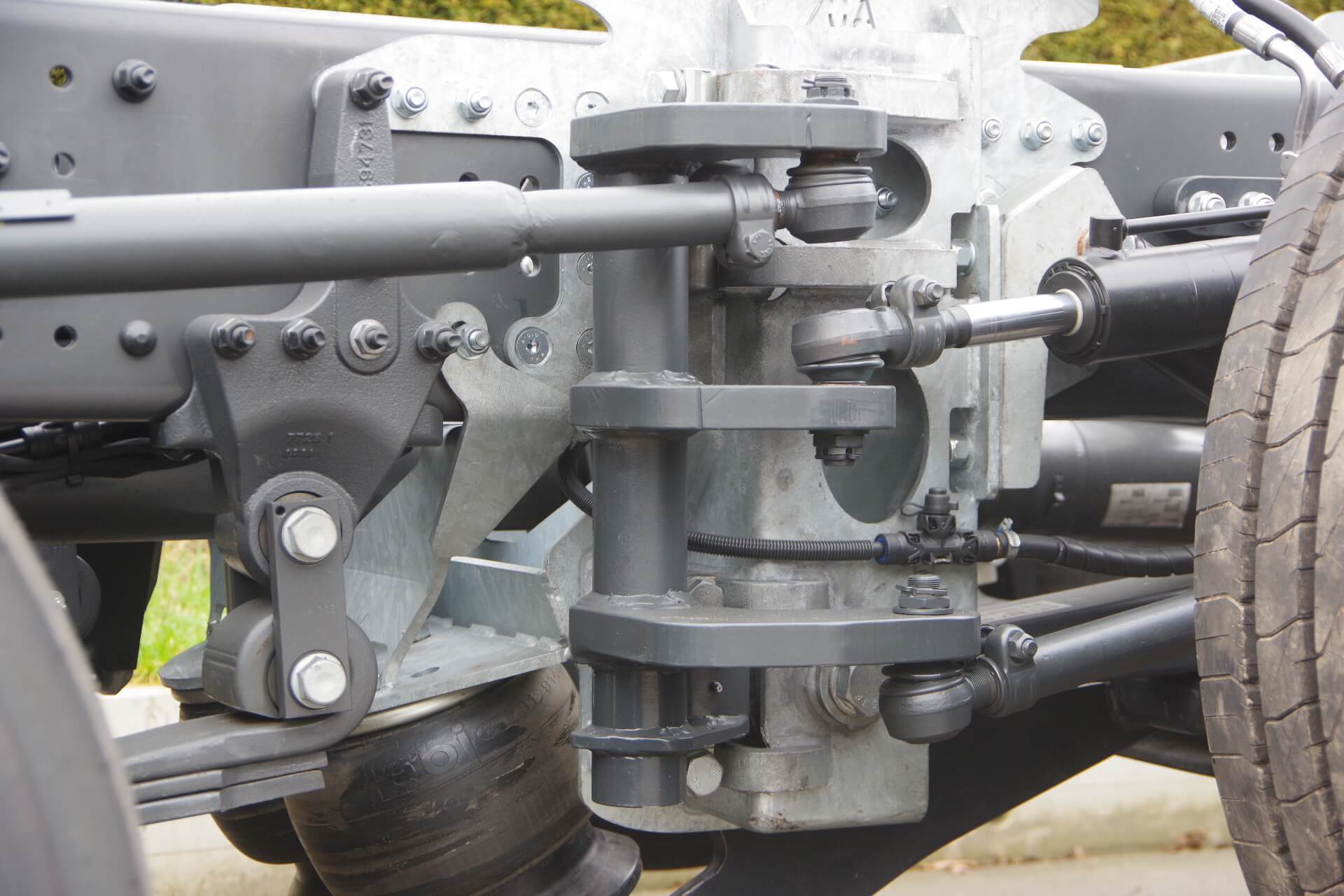 VOLVO_10x4_midlift stuurinrichting 4